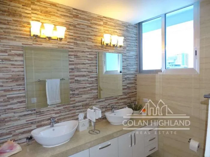 Apartamento en venta en Destiny de 2 habitaciones — 2