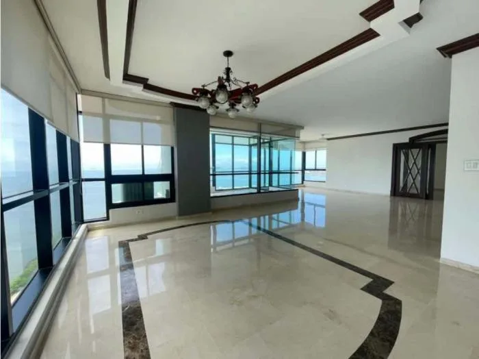 Apartment for sale in torres miramar 3 bedrooms — 2