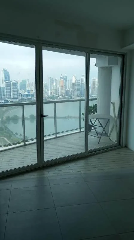 Apartamento en Yacht club tower de 2 habitaciones en venta — 2