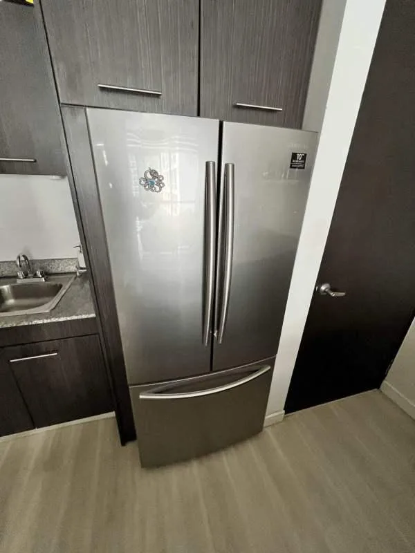 Apartamento en Colores de bella vista Avenida Balboa en alquiler — 2