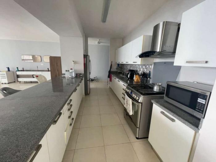 Waters 3 rooms for rent