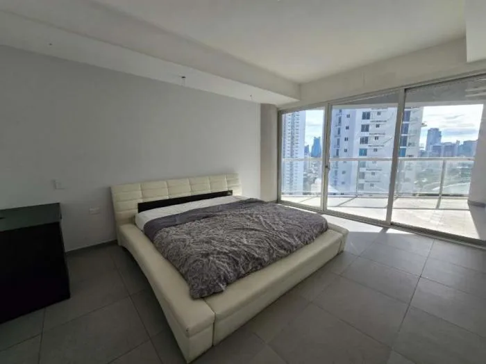 Yacht club tower Avenida Balboa 2 habitaciones — 2
