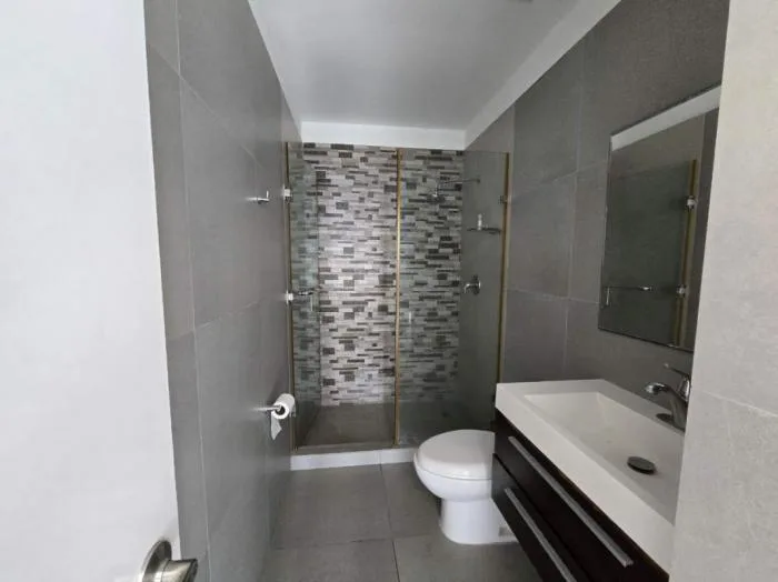 Yacht club tower Avenida Balboa 2 habitaciones — 3