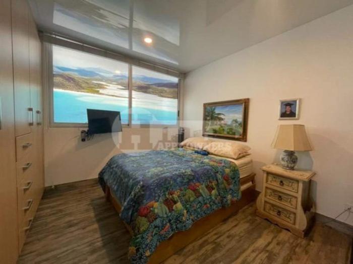 Venta de apartamento en Waters on the bay 2 habitaciones