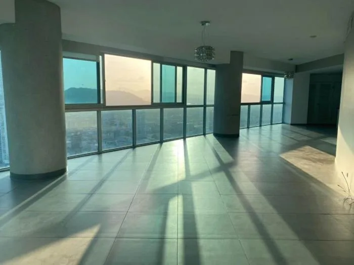 Apartamento en Yacht club tower de 3 habitaciones en venta — 3