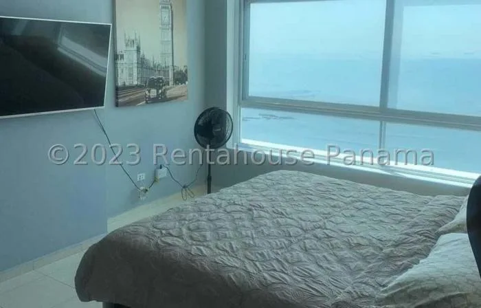 Vista marina Avenida Balboa 1 habitacion — 4