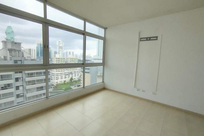 Apartamento en Grand bay tower de 2 habitaciones en venta