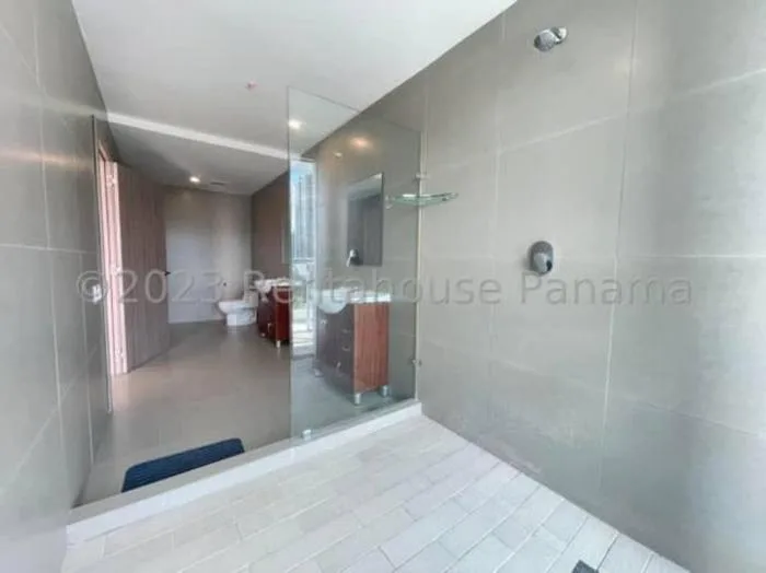 Apartamento en Yacht club tower de 2 recamaras en venta — 2