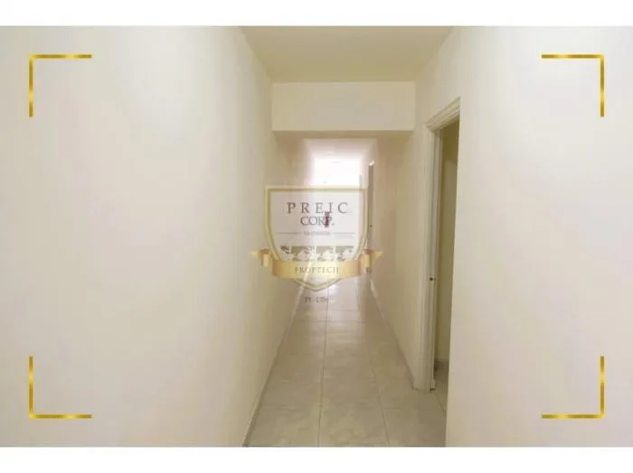 Apartamento en venta en Condesa princesa de 4 habitaciones — 2