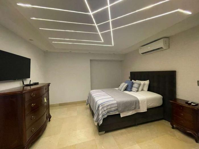 Waters Avenida Balboa 1 recamara