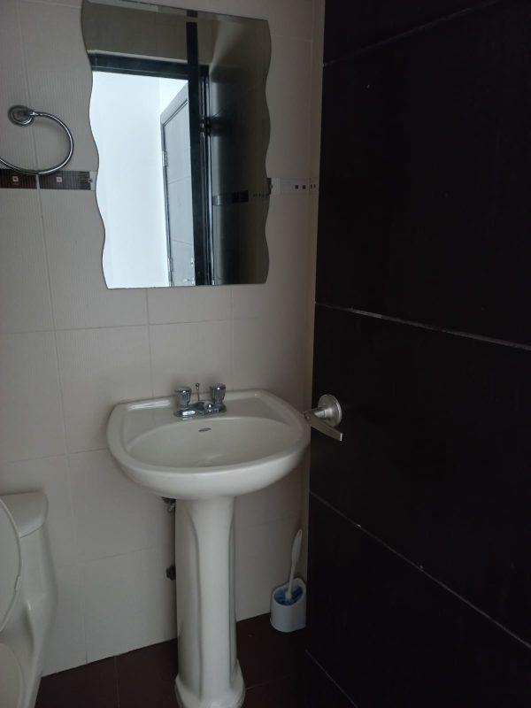 Apartment for rent in bayfront tower with 1 bedroom