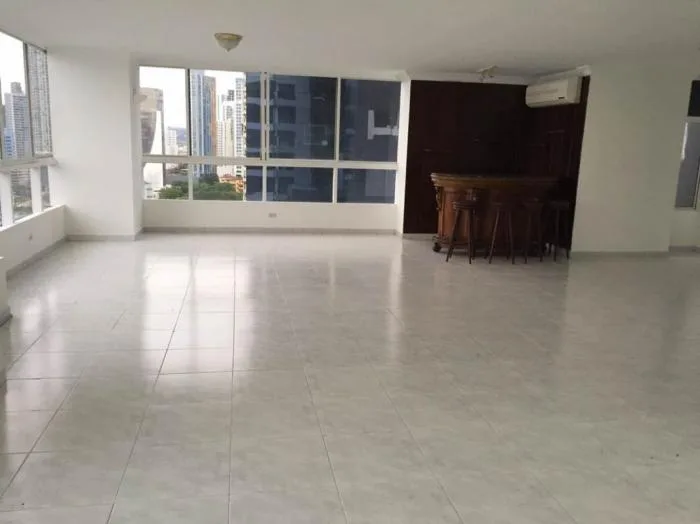 Apartamento en Condesa y princesa del mar de 4 habitaciones en venta — 4