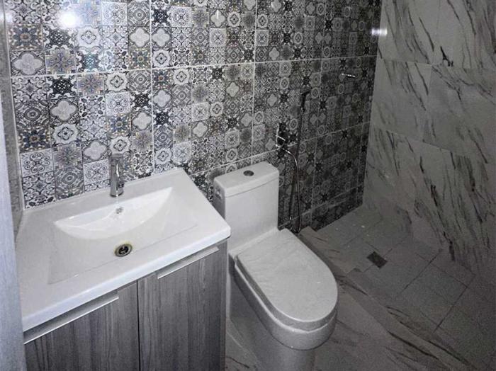 1 bedroom apartment in the sands for sale