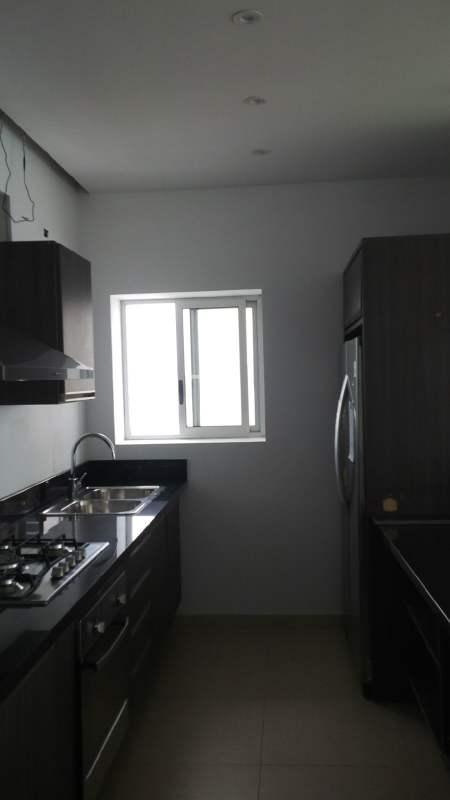 Apartment in rivage avenue balboa for rent