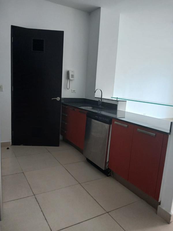 Apartment in ph destiny avenue balboa for rent