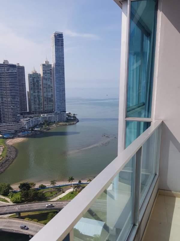 Grand bay balboa avenue panama for rent