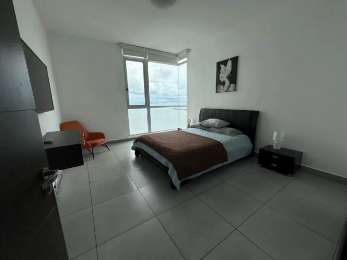 Element tower Avenida Balboa 2 habitaciones — 2