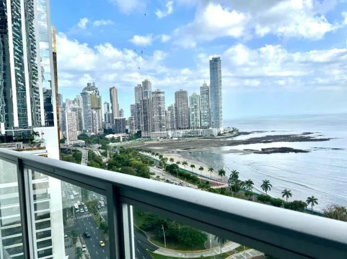 Apartamento en Yoo panama de 2 recamaras en alquiler — 4