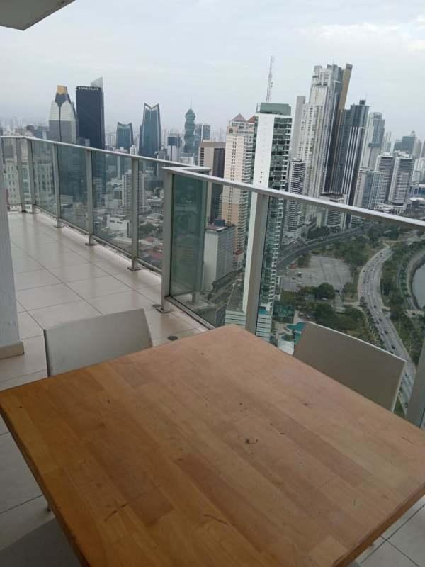 White tower 3 bedrooms for rent