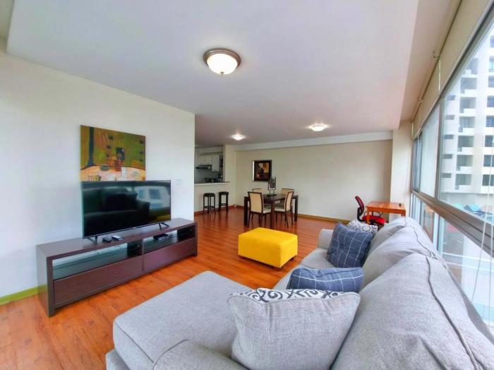 Apartment for rent in bayfront tower with 1 bedroom