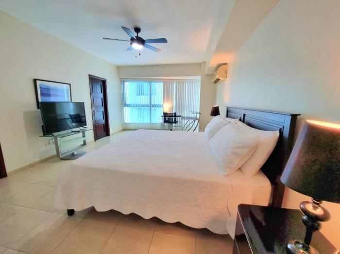 Apartment for rent in grand bay 1 bedroom
