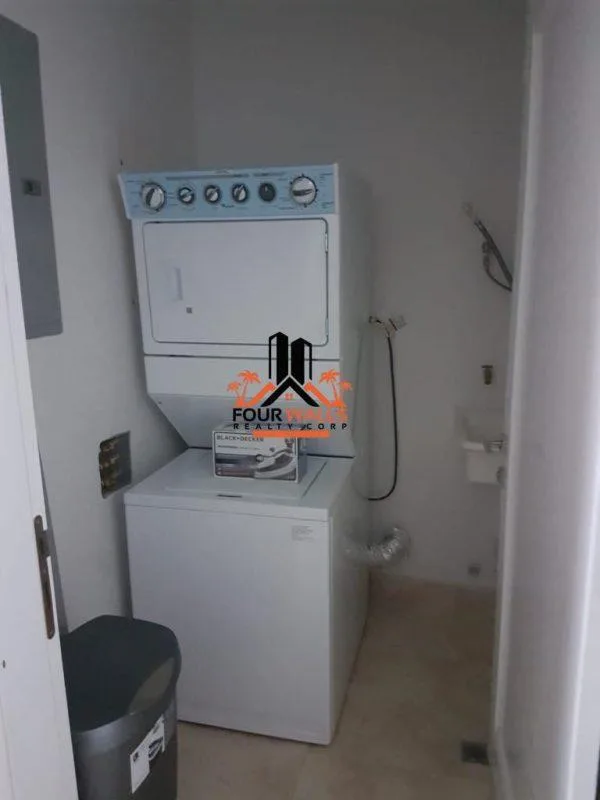 Apartamento en Yoo Avenida Balboa en alquiler — 2