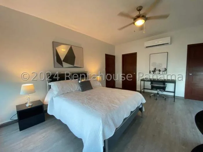 Apartamento en alquiler en Grand bay tower de 2 recamaras — 5