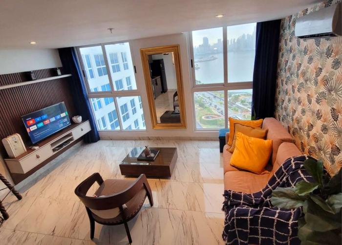 Apartment in the sands avenida balboa for rent
