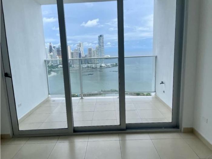Apartment for rent in white tower 2 bedrooms