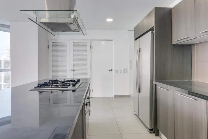 Yacht club 2 habitaciones en alquiler — 3