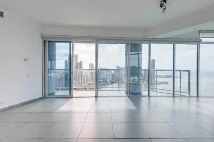 Yacht club 2 habitaciones en alquiler — 5
