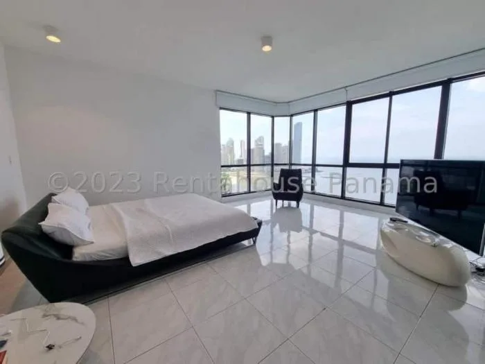 Apartamento en alquiler en Torres miramar de 3 recamaras — 2