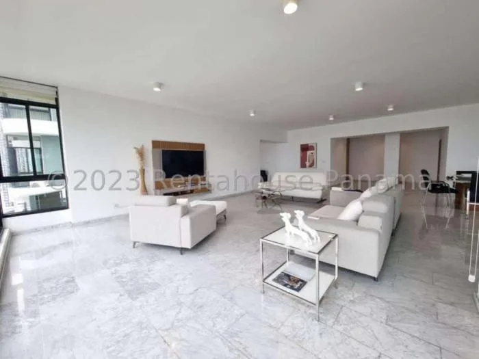 Apartamento en alquiler en Torres miramar de 3 recamaras — 4