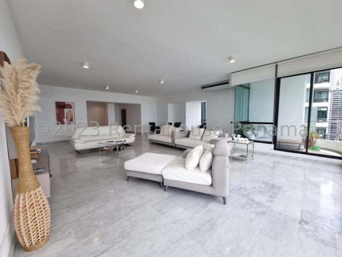 Apartamento en alquiler en Torres miramar de 3 recamaras