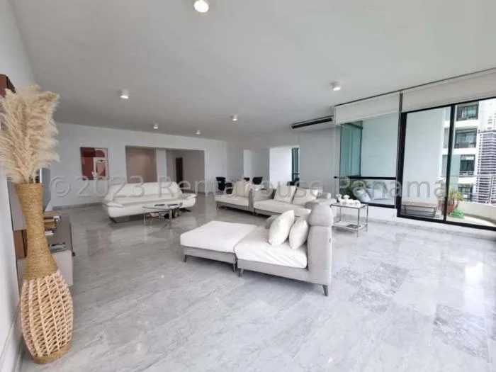 Apartamento en alquiler en Torres miramar de 3 recamaras — 5