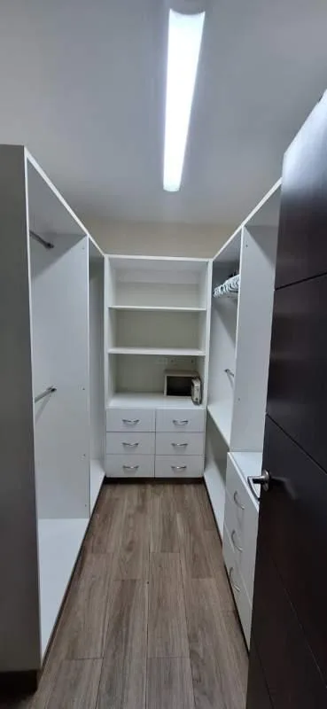Bayfront  Panama amoblado en alquiler — 4