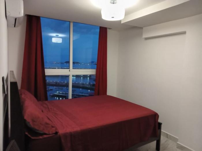 The sands Avenida Balboa 1 recamara