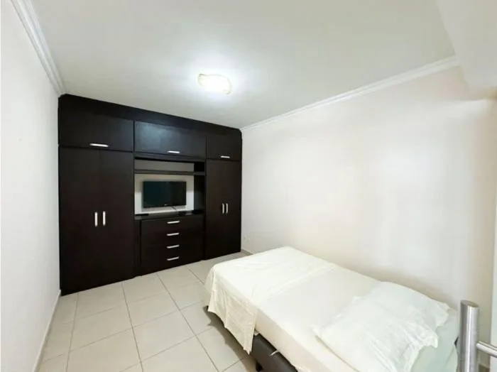 Apartamento en alquiler en Waters de 2 recamaras — 5