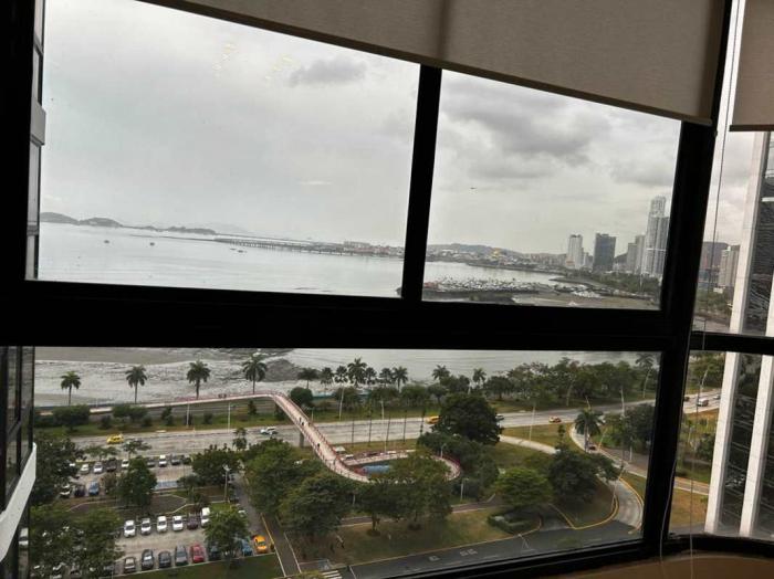 Apartment for rent in ph coral reef with 2 bedrooms