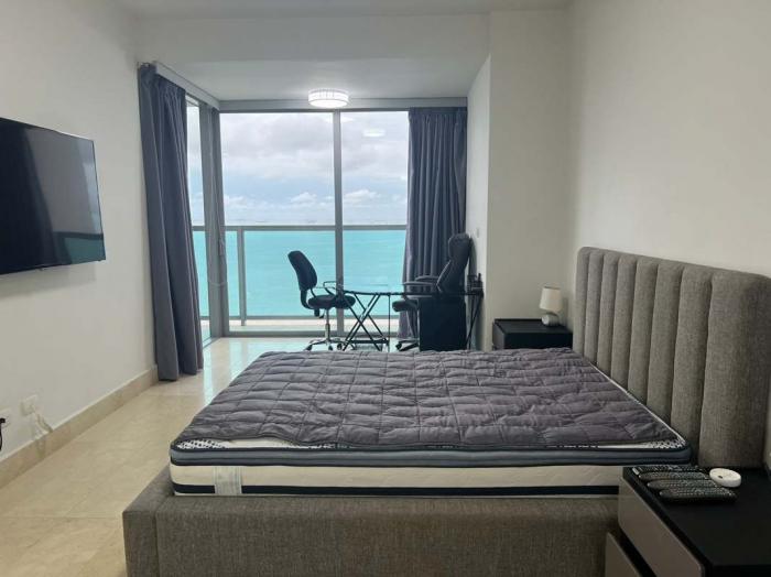 Apartment in yoo avenida balboa for rent