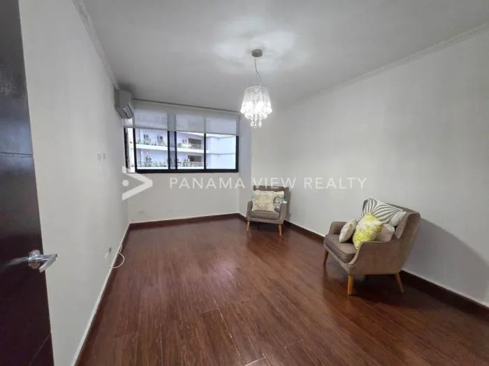 Apartamento en Los delfines de 3 recamaras en alquiler — 2