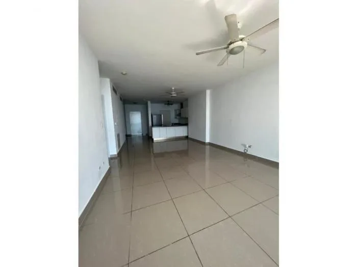 Apartamento en alquiler en Waters on the bay de 1 habitacion — 2