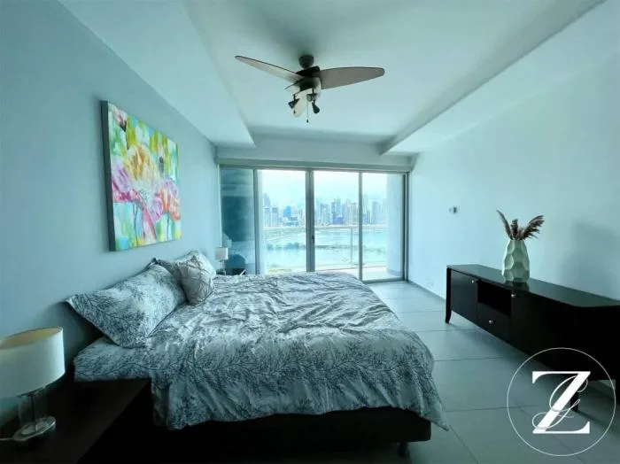 Yacht club Avenida Balboa 2 habitaciones — 5