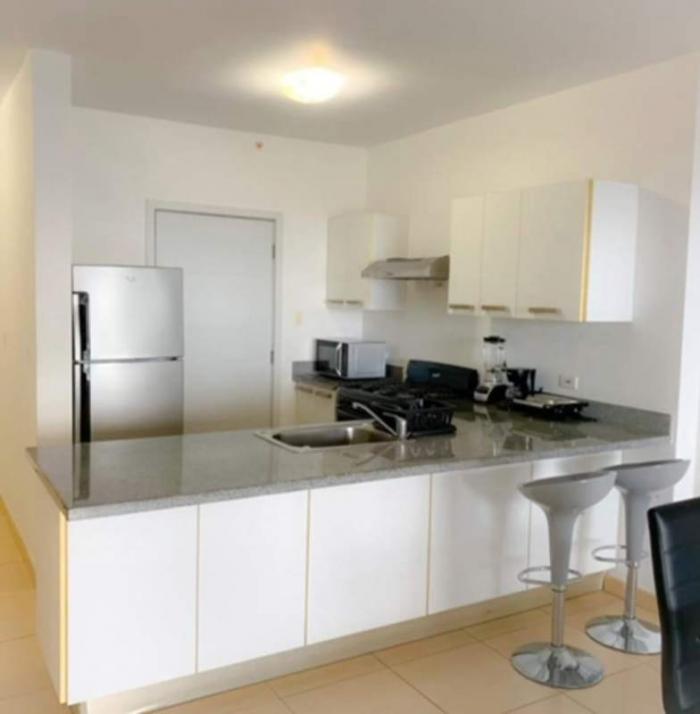 Apartamento en Waters Avenida Balboa en alquiler