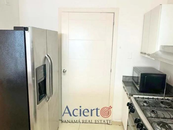 Apartamento en White de 2 recamaras en alquiler — 3
