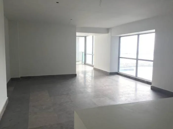 Apartamento en Yoo Avenida Balboa en alquiler — 2