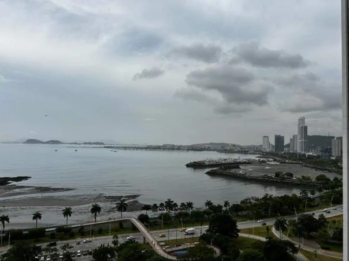 Apartamento en Coral reef Avenida Balboa en alquiler — 4