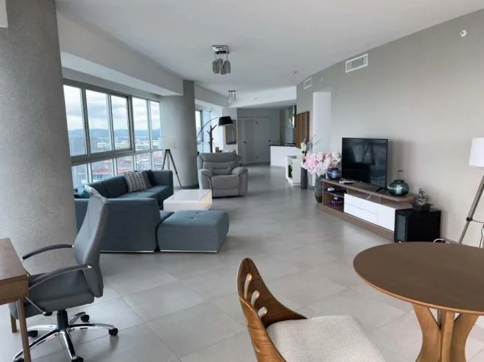 Yacht club tower Cinta costera 2 habitaciones — 2