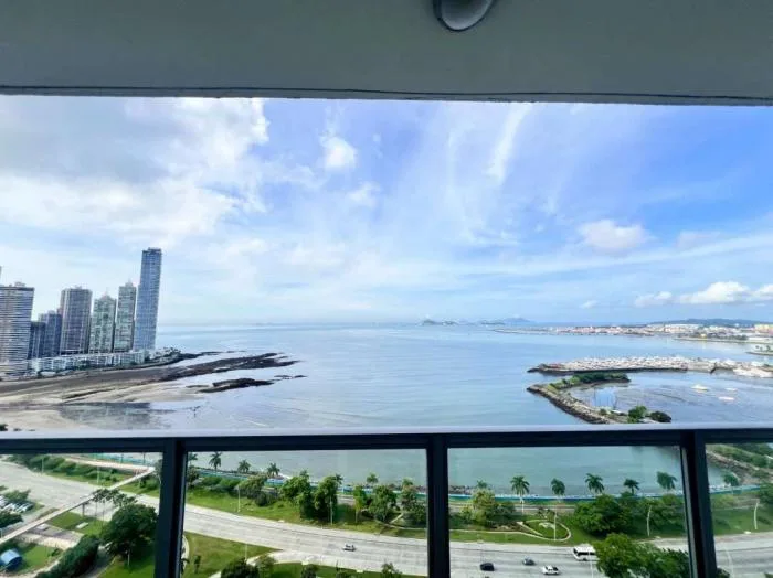 Apartamento en Yoo Avenida Balboa en alquiler — 5