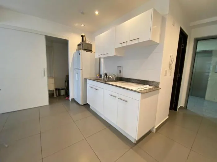Alquiler de apartamento en Colores de bella vista 1 recamara — 2
